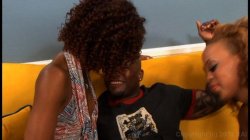 'Cum Addicts: Cum Swapping Friends Vol. 3' screenshot nº 89