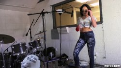 'Spicy Latin Girlfriends 2' screenshot nº 1