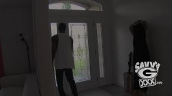 'Slutty Neighborhood MILF' screenshot nº 1