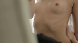 Captura de 'Petite Babe Gets Dicked & Jizzed' nº 19