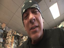 'Hustler's Untrue Hollywood Stories: Jesse James' screenshot nº 3