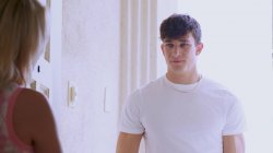 Captura de 'Young Horny Masseuses' nº 2