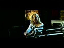 'The Private Story Of Mia Stone - No. 1' screenshot nº 114