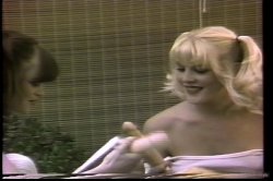 Captura de 'Danielle's Girlfriends' nº 104