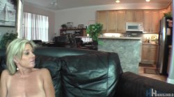 Captura de 'Wild Taboo Adventures With Hot MILF Payton Hall' nº 55