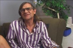 Captura de '8 Simple Rules for Banging My Teenage Daughter' nº 95