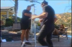 'More Than a Handful #12' screenshot nº 6