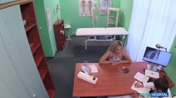 Captura de 'Patient 003 - Buxom Russian Babe Swallows Cumload' nº 12
