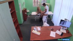 Captura de 'Patient 003 - Buxom Russian Babe Swallows Cumload' nº 66