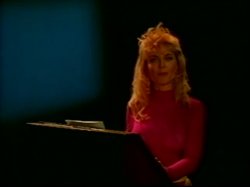 Captura de 'Nina Hartley's Guide to Oral Sex / Nina Harley's Advanced Guide to Oral Sex (2 Pack)' nº 5