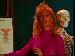 Captura de 'Nina Hartley's Guide to Oral Sex / Nina Harley's Advanced Guide to Oral Sex (2 Pack)' nº 29