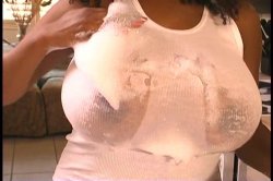 'Truly Nice Tits' screenshot nº 4