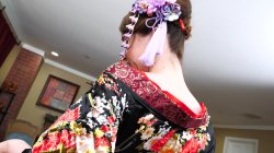 Captura de 'Hazel Moore Kimono Girl Interracial Threesome and Creampie' nº 8