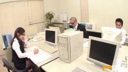 Captura de 'Shy Asian Office Girl Is Finger Fucked And Masturbated With Vibrator And Dildo' nº 1