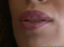 Captura de 'MILFS Like It Big Vol. 5' nº 123