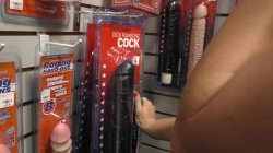 Captura de 'Interracial Gloryhole Initiations #21' nº 94