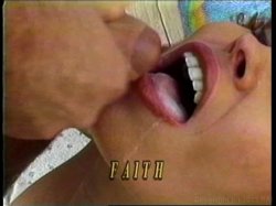 'She Swallows 2' screenshot nº 2