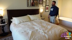 Captura de 'Krystal Davis Has Huge Tits and Gets Creampie from Her Step Son' nº 5