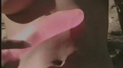Captura de 'Hot Fucking Cool Places 2' nº 105