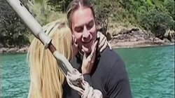 Captura de 'Hot Fucking Cool Places 2' nº 2