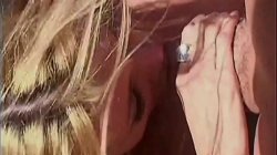Captura de 'Hot Fucking Cool Places 2' nº 24