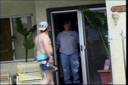 Captura de 'Word Man Does Palm Springs' nº 32