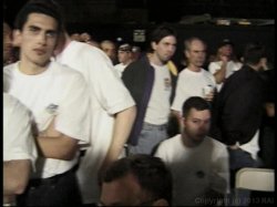 Captura de 'World's Biggest Gang Bang 3 - The Houston 620' nº 3