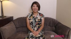 'Rikako Danno Spreads, Masturbates, Sucks Ferociously, and Gets Fucked to a Screaming Orgasm' screenshot nº 1