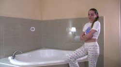 'Holiday Hot Tub' screenshot nº 6