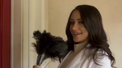 'Gangbang Her Little White Thang! 28' screenshot nº 2