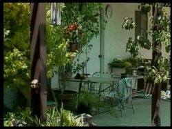 'Caught In The Middle' screenshot nº 44