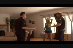 Captura de 'COPS XXX The Parody Too' nº 34