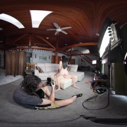 'BTS Erotic Heat With Violet Voss - VR Voyeur View' screenshot nº 122