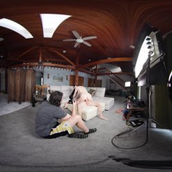 'BTS Erotic Heat With Violet Voss - VR Voyeur View' screenshot nº 128