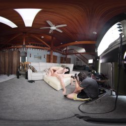 'BTS Erotic Heat With Violet Voss - VR Voyeur View' screenshot nº 84