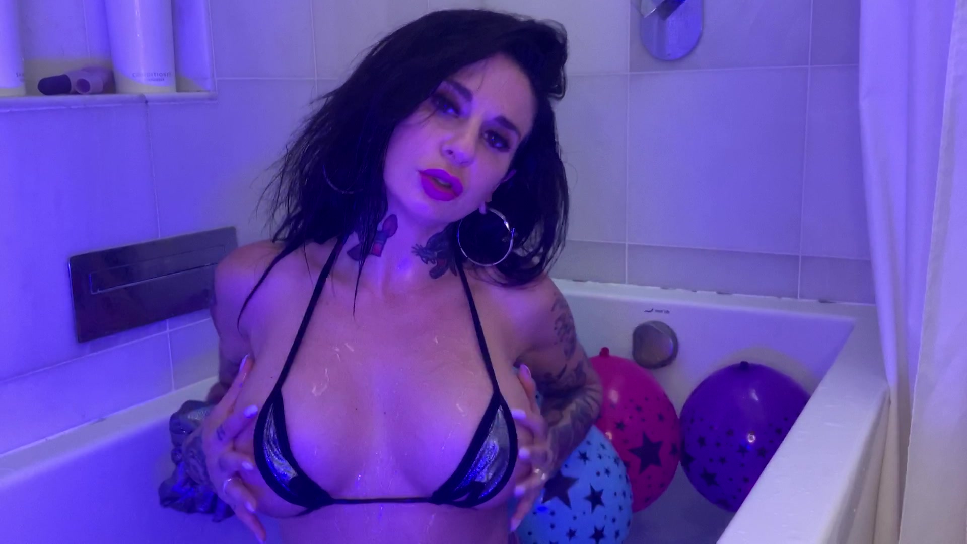 Bath Time with Joanna