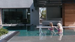 Captura de 'Three Of Us' nº 113