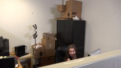 'Lesbian CEOs and Office Hos' screenshot nº 7