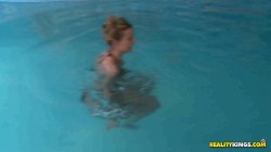 'Poolside Fucking' screenshot nº 36