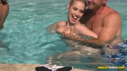 'Poolside Fucking' screenshot nº 59
