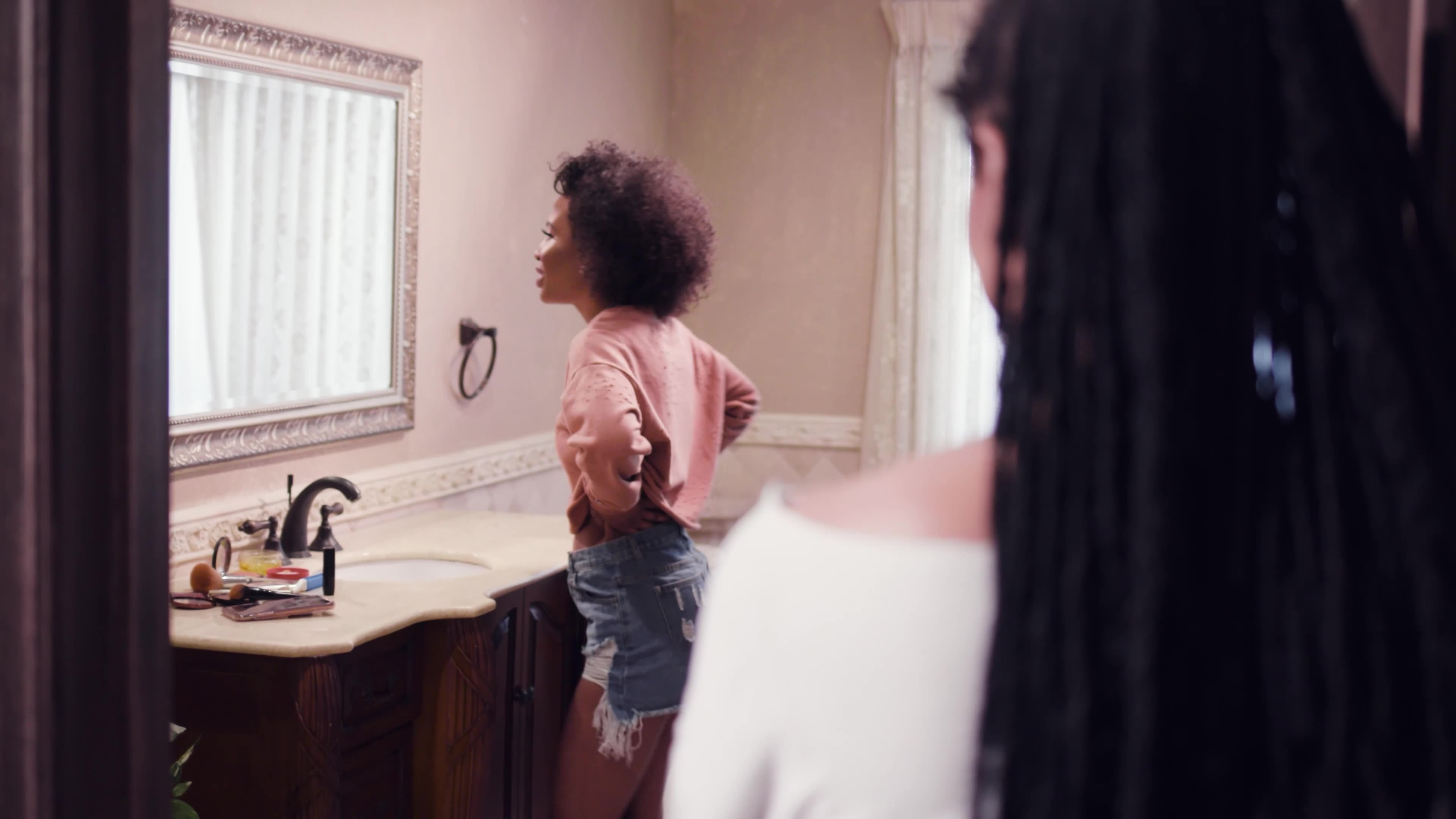 kira noir and demi sutra in answer #1789324