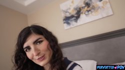 Captura de 'Pregnant Student Seduces Professor' nº 17