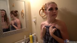 Captura de 'Fucking My Nerdy Step-Sis Dezi Rae - 4 Part Taboo Series' nº 47
