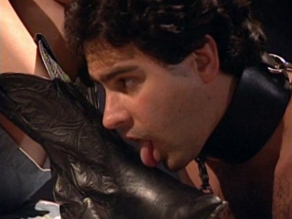 This Is How You Should Spank A Man