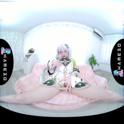 Captura de 'Angelic Anime Slut Melulu Himemiya Enjoys Her First Cosplay Orgasm with Us' nº 15