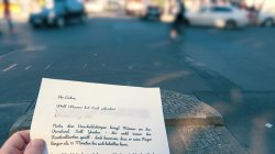Captura de 'From Checkpoint Charlie to a Creamy Finale' nº 17