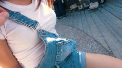 Captura de 'From Checkpoint Charlie to a Creamy Finale' nº 30