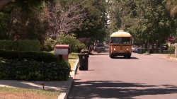 Captura de 'Bus Stop Girls' nº 8