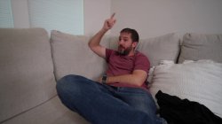 Captura de 'Busty Pale Wife Em Indica Gives Husband A Cuckold Lesson' nº 106