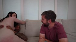 Captura de 'Busty Pale Wife Em Indica Gives Husband A Cuckold Lesson' nº 126
